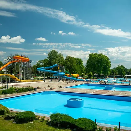 67 Ana, Terme Catez Apartament *
