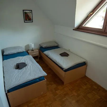67 Ana, Terme Catez